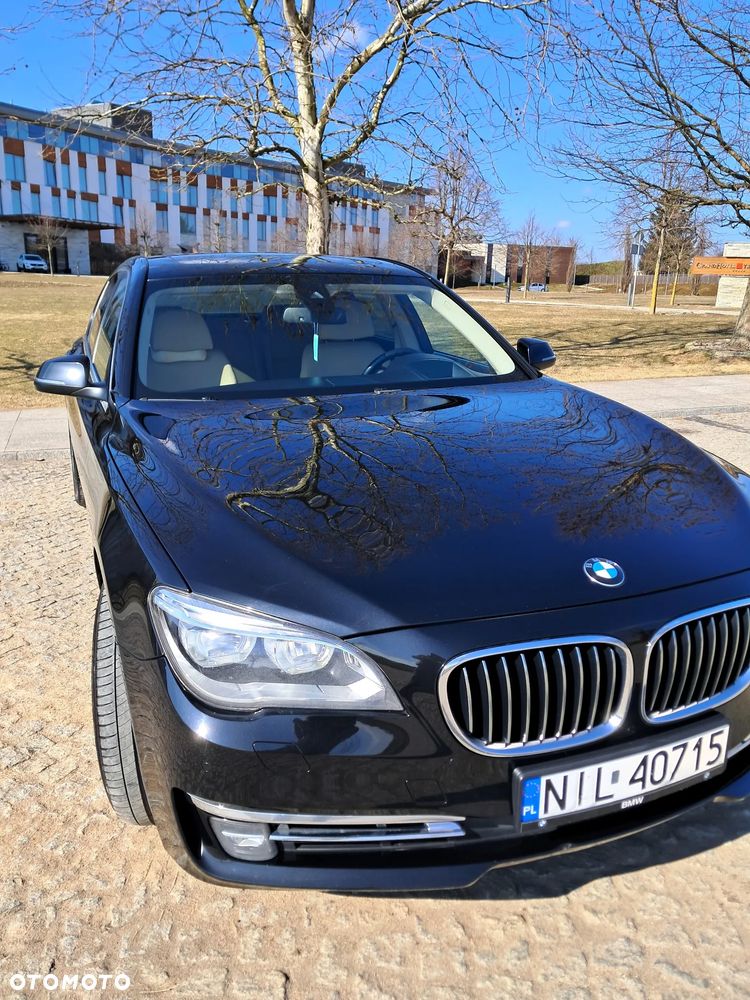 BMW Seria 7 740d - 3