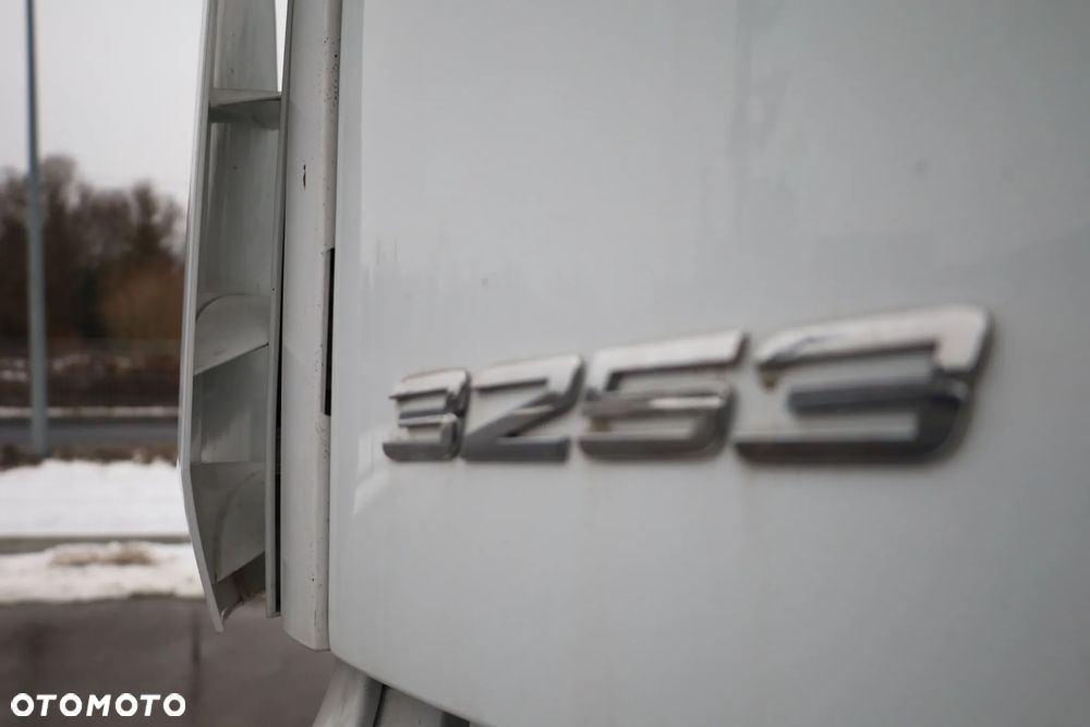 Mercedes-Benz Arocs 3253 8x4 - 16