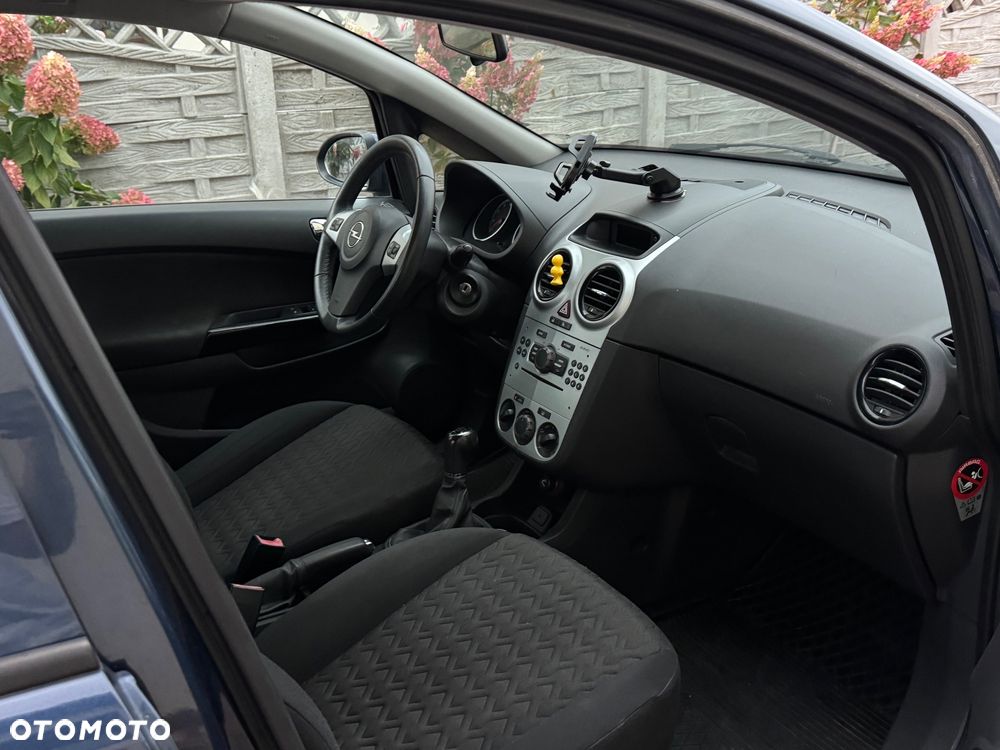 Opel Corsa 1.2 16V Graphite - 9