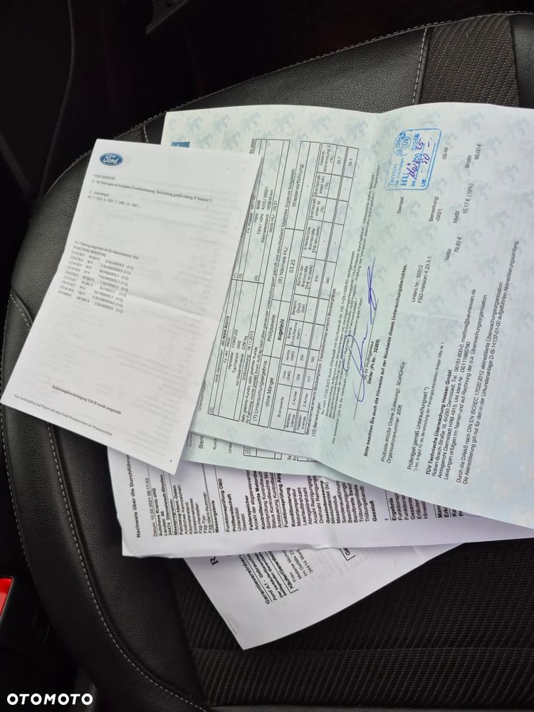 Ford Kuga 2.0 TDCi 2x4 Titanium - 15