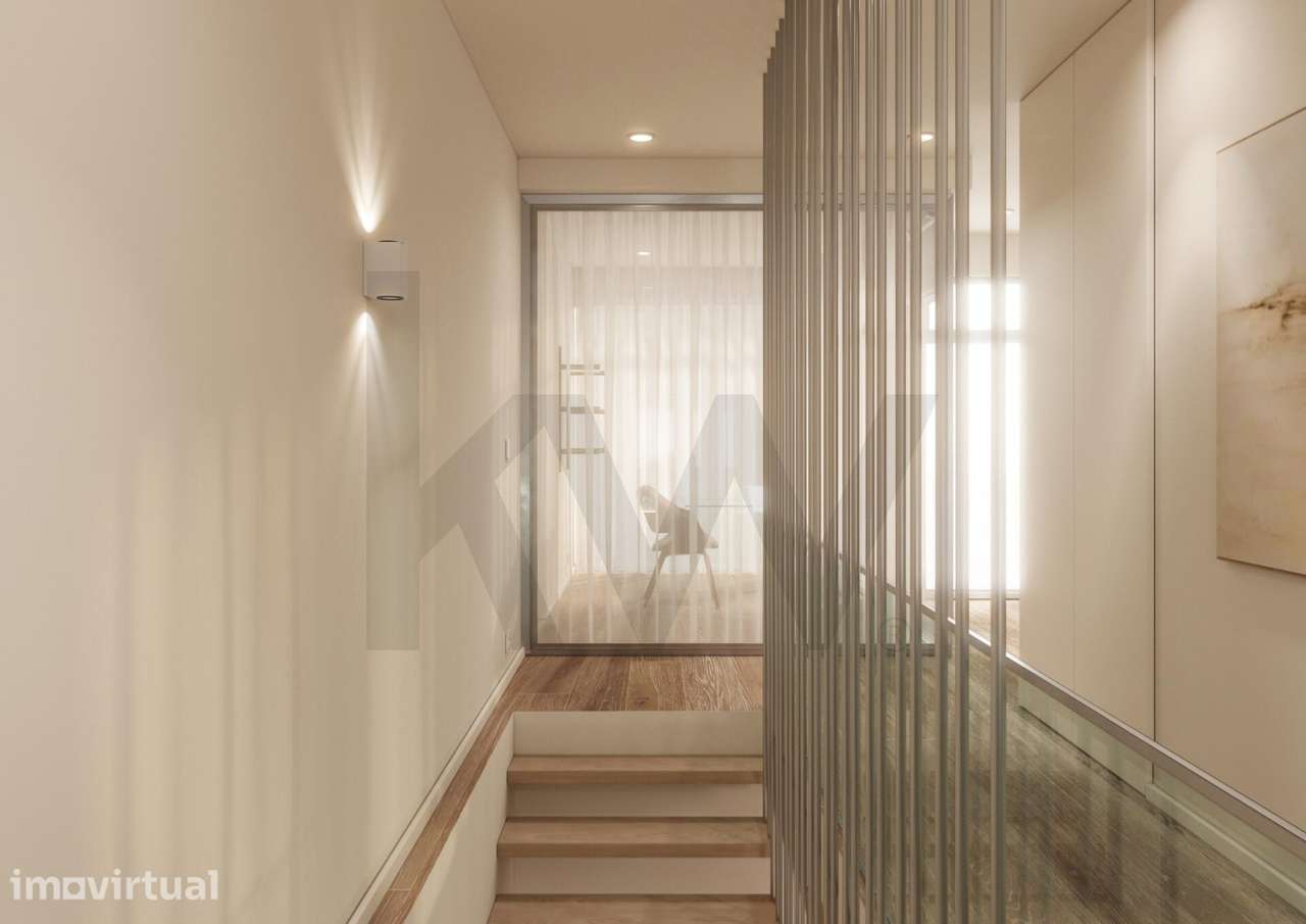 Apartamento T2+1 renovado com terraço no Bonfim, Porto - Grande imagem: 3/31