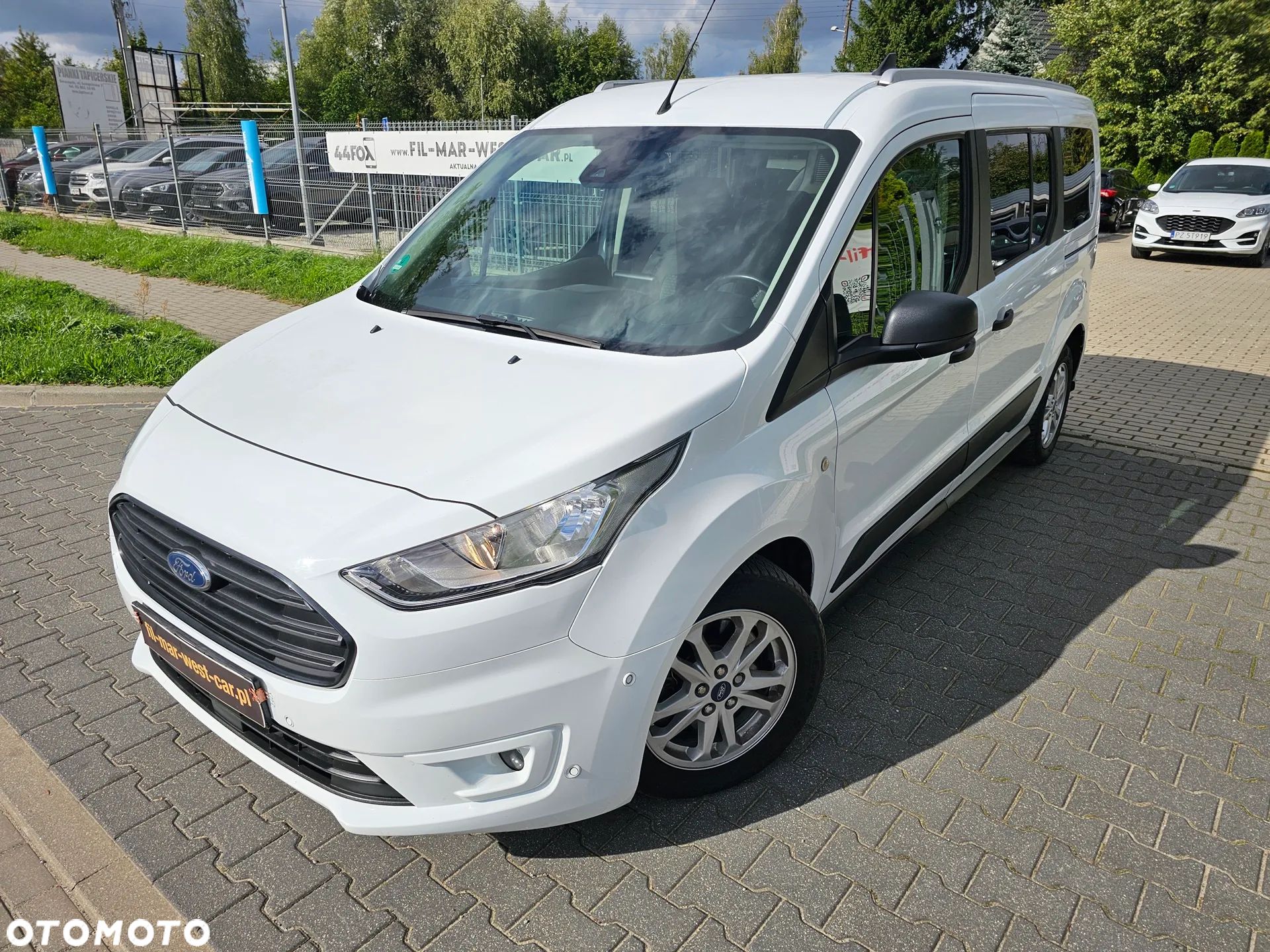 Ford Tourneo Connect Grand - 1