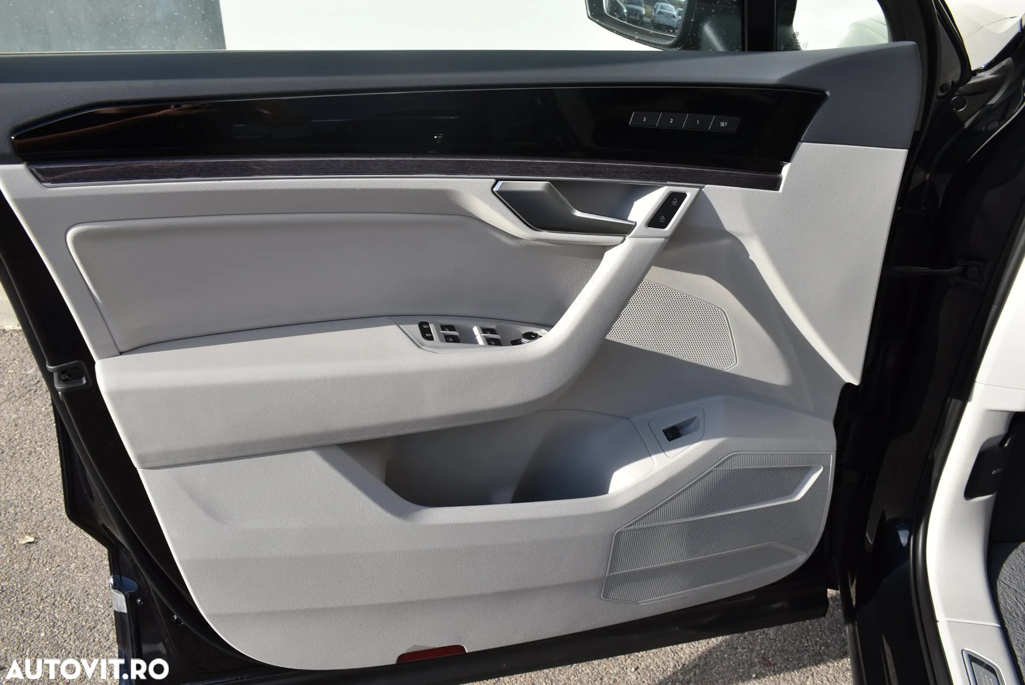 Volkswagen Touareg V6 TDI 4MOTION Elegance - 9