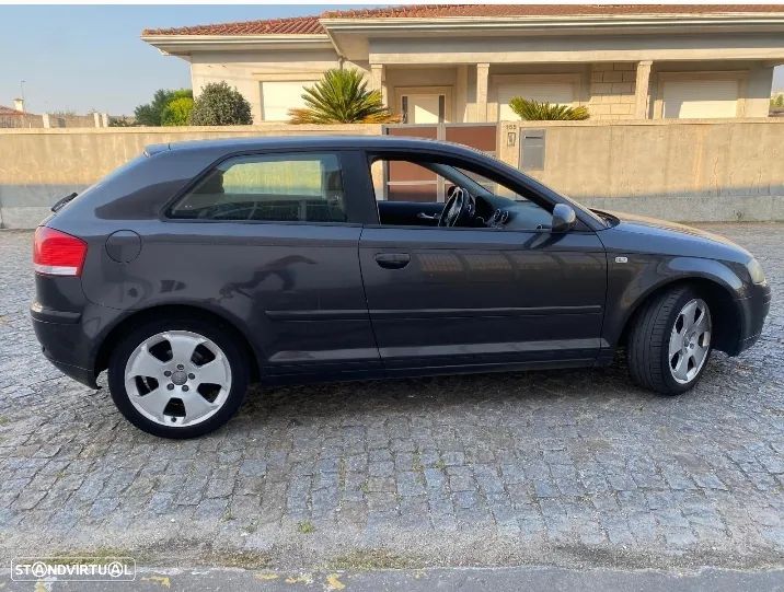 Audi A3 2.0 TDI Attraction - 3