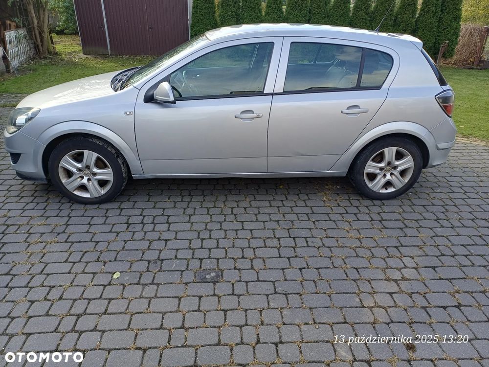 Opel Astra III 1.4 Essentia - 1