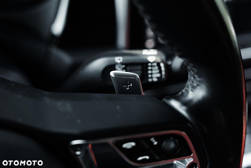 Porsche Macan Standard - 37