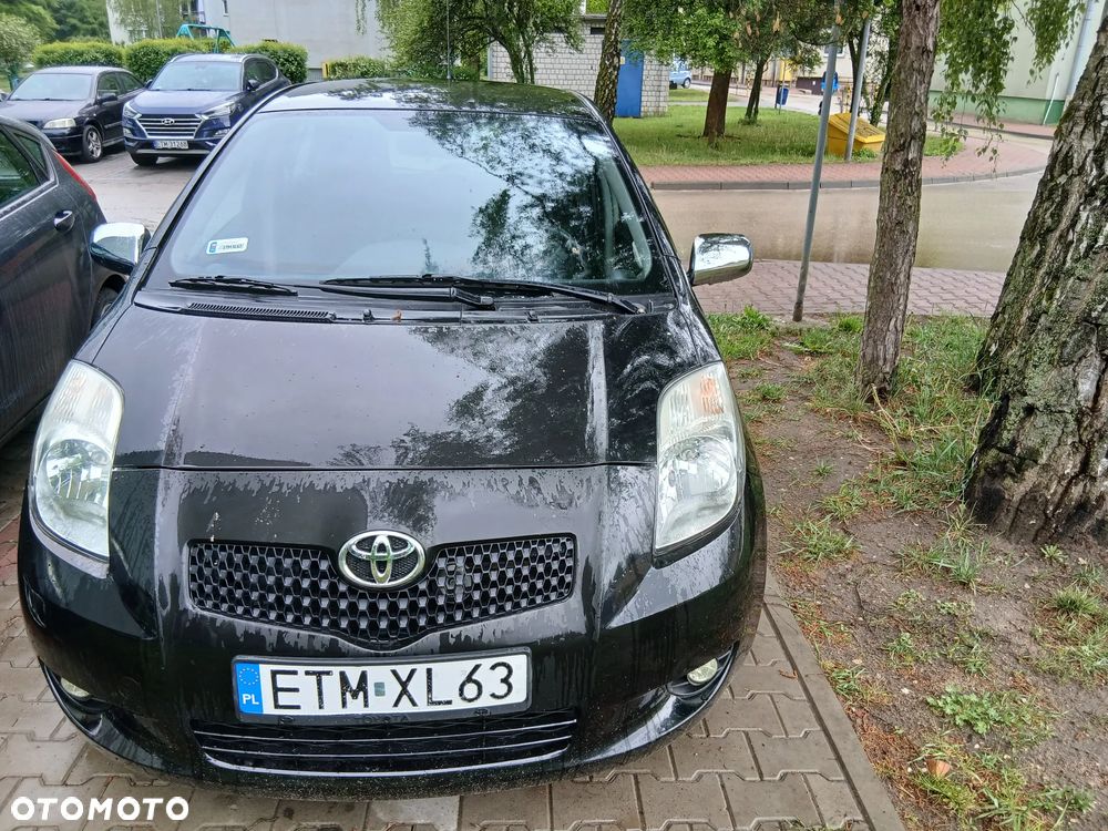Toyota Yaris 1.3 Luna A/C - 12