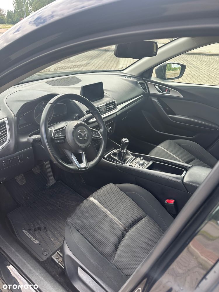 Mazda 3 - 5