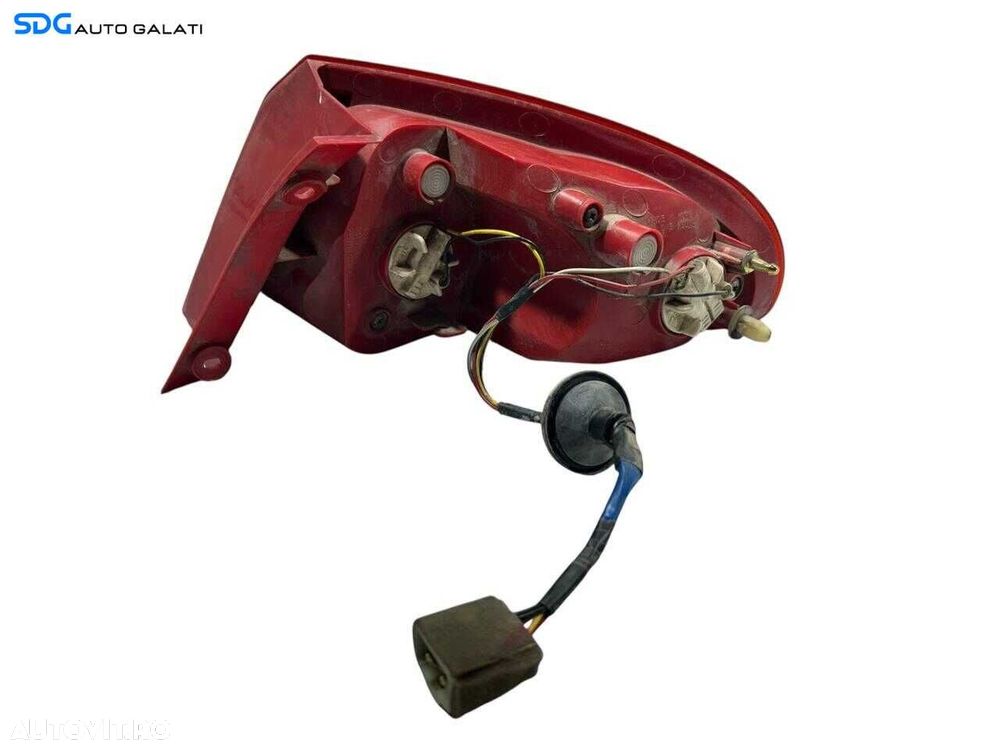 Lampa Stop Tripla Dreapta Chevrolet Lacetti 2002 - 2011 [LR1113] - 4