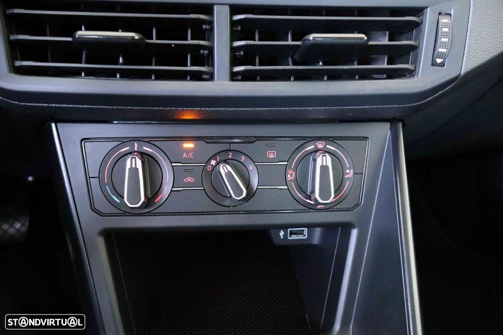 VW Polo 1.0 Trendline - 23