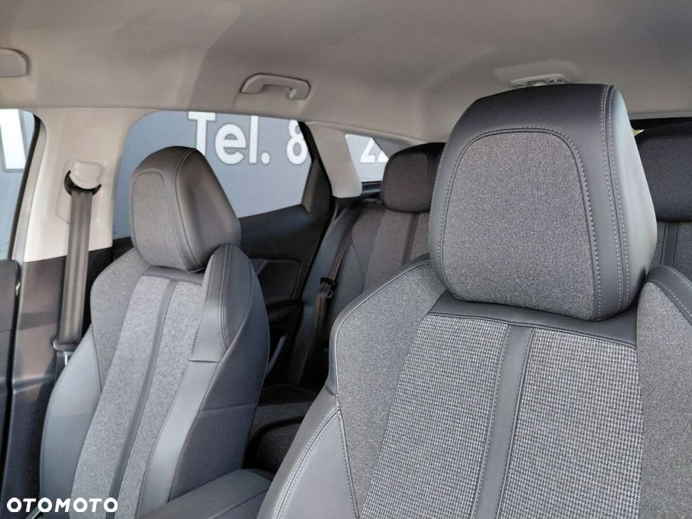 Peugeot 3008 - 18