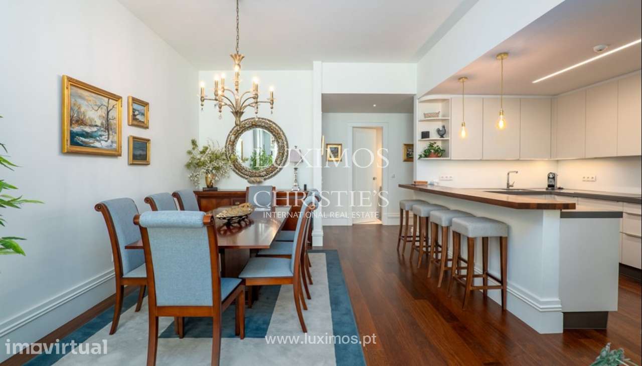 Apartamento com três suítes à venda no Aliados 107 no Porto - Grande imagem: 5/25