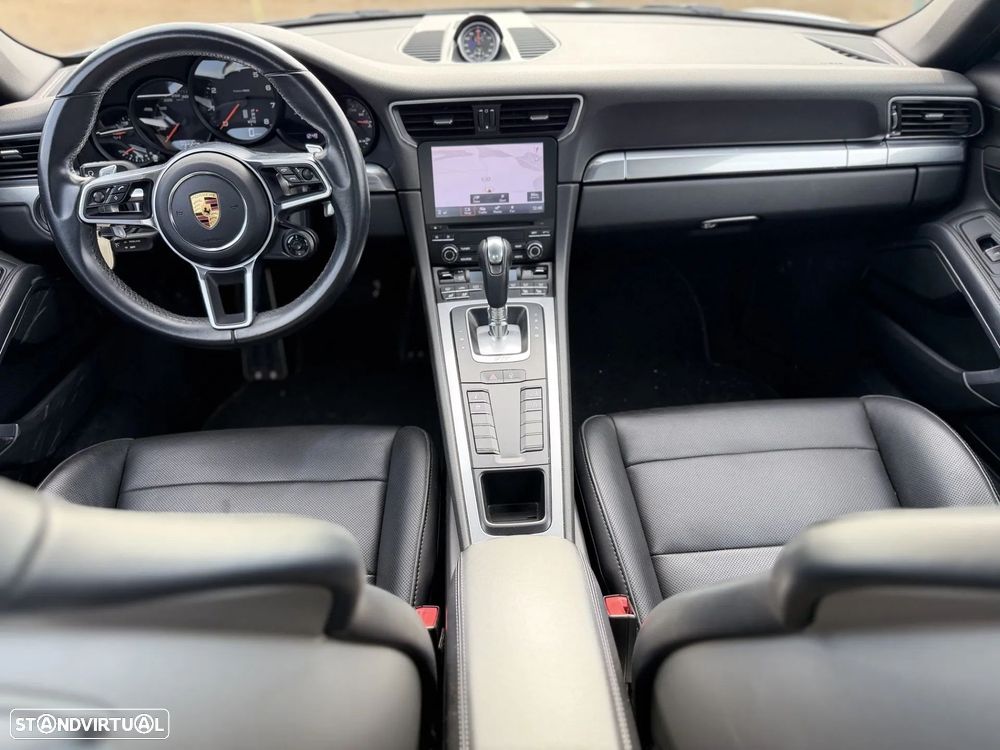 Porsche 911 (991) Carrera 4 PDK - 26