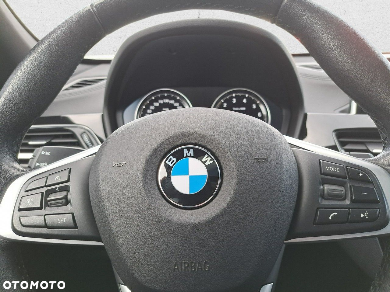BMW X1 - 22