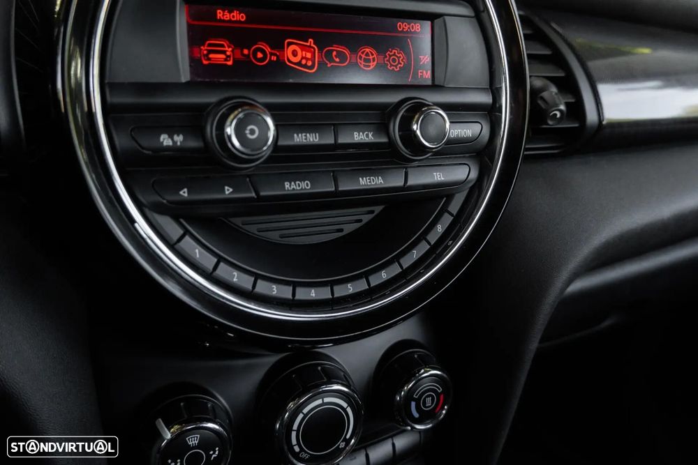 MINI 5 Portas One D - 20