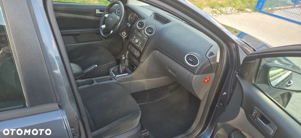 Ford Focus 1.8 TDCi Ghia - 14