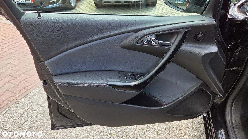 Opel Astra 1.4 Turbo Innovation - 21