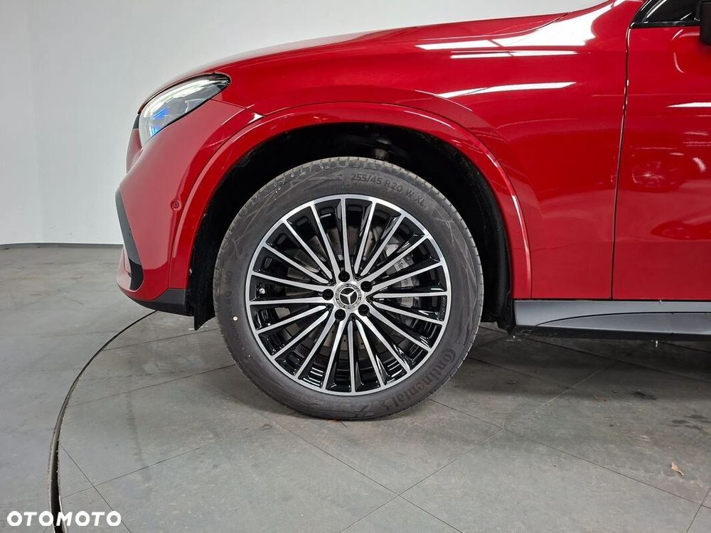 Mercedes-Benz GLC 300 e 4-Matic AMG Line - 7