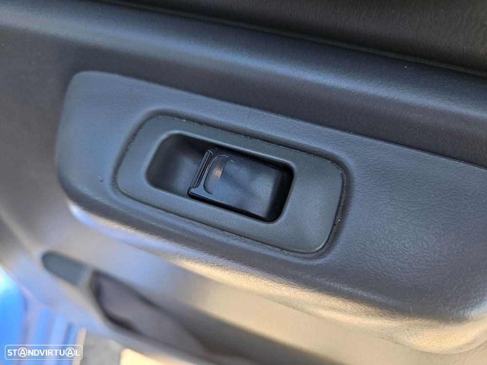 Suzuki Jimny 1.3 16V - 36