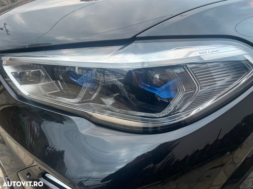 BMW X5 xDrive45e - 13