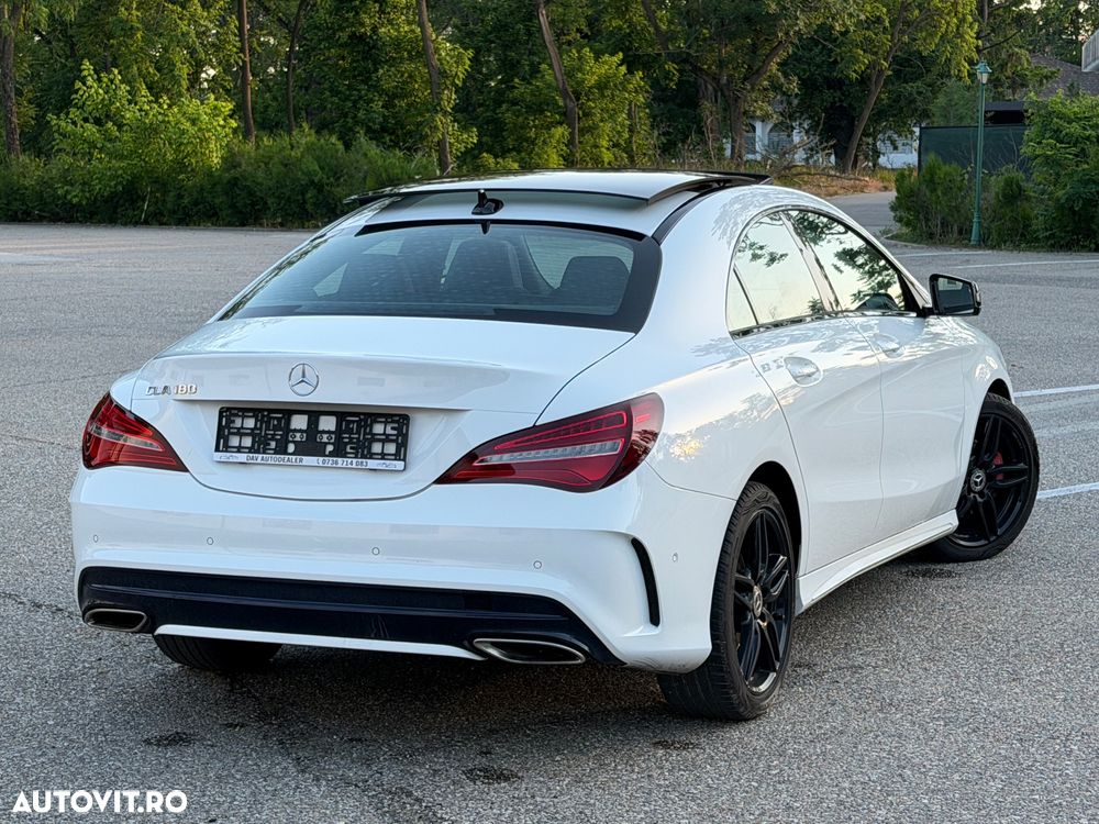 Mercedes-Benz CLA 180 7G-DCT AMG Line - 13