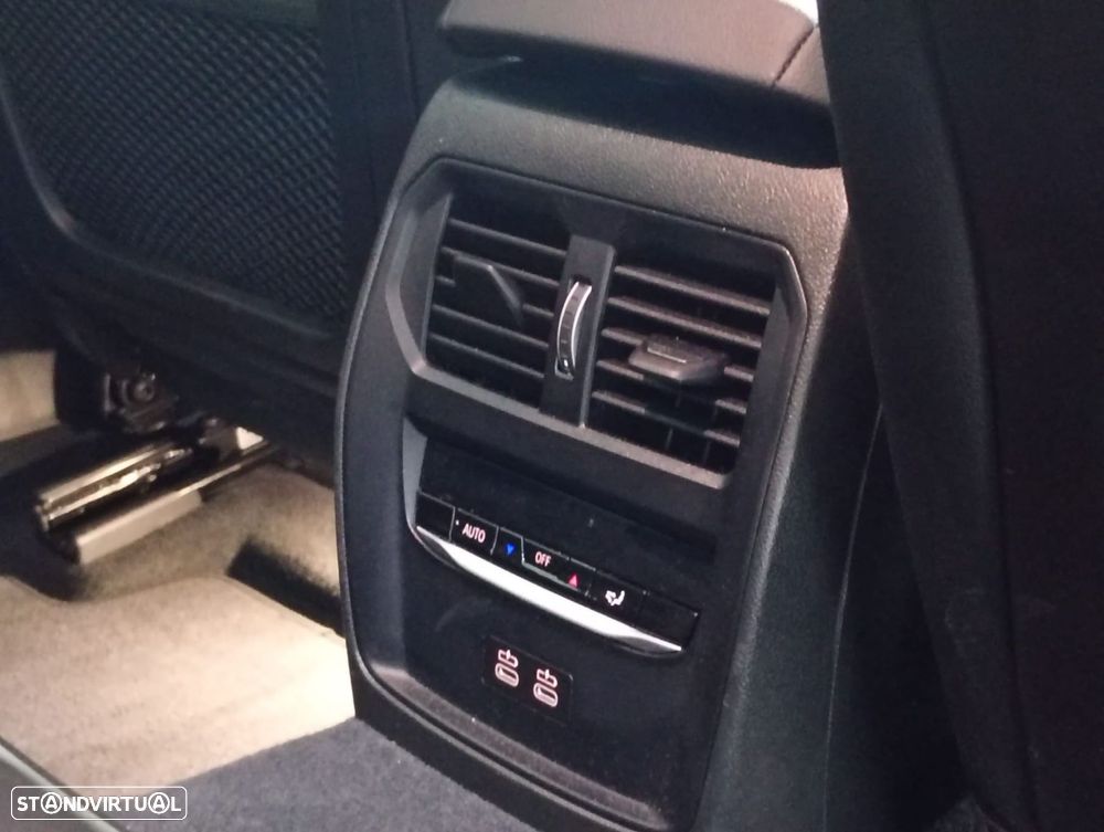 BMW 320 e Corporate Edition Auto - 13