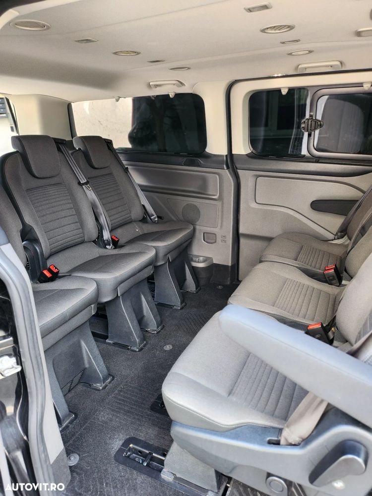 Ford Tourneo Custom - 14