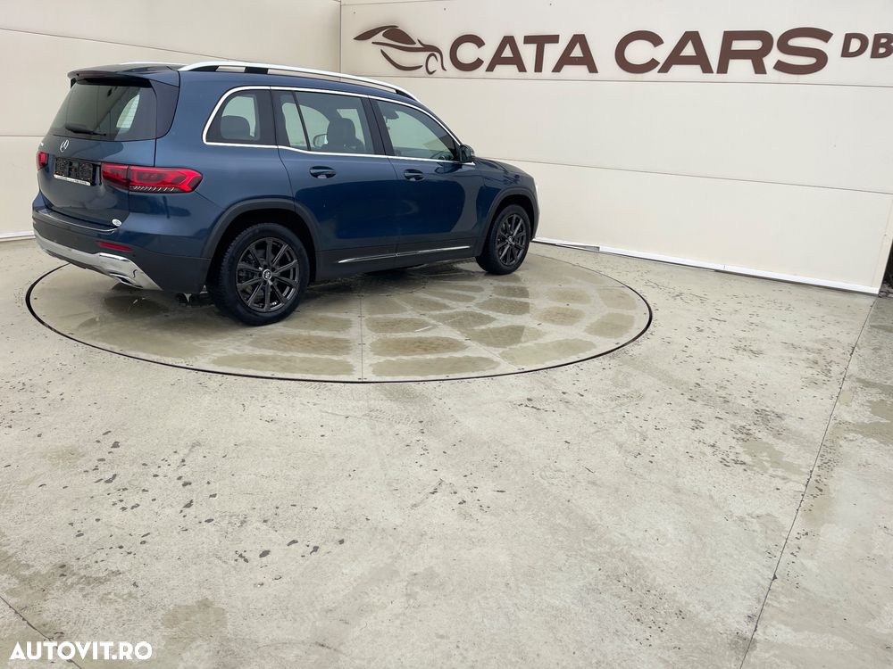 Mercedes-Benz GLB - 14