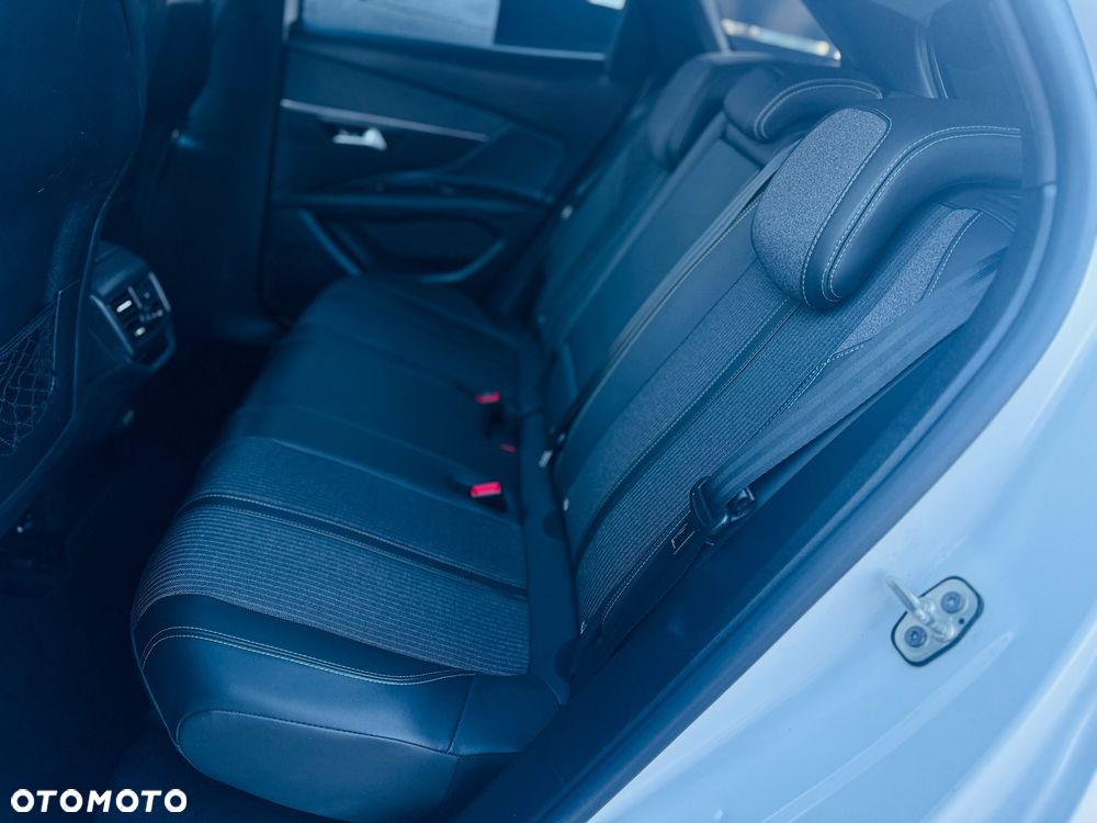 Peugeot 3008 BlueHDi 130 Stop & Start EAT8 Allure - 16