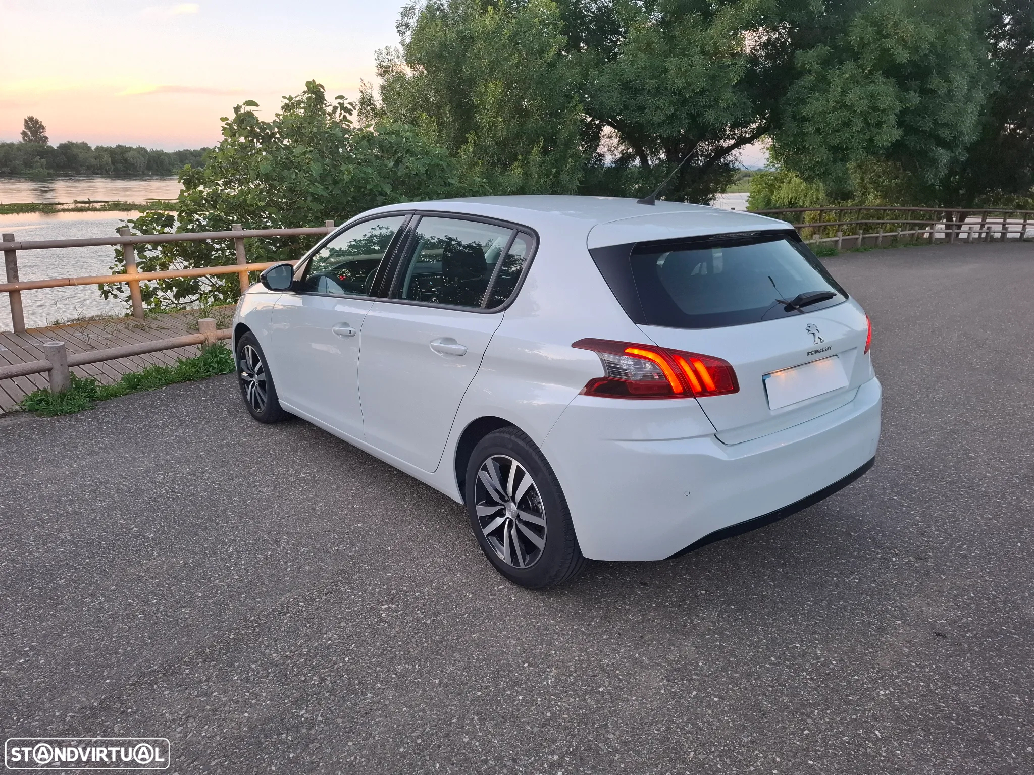 Peugeot 308 1.5 BlueHDi Active Pack - 4