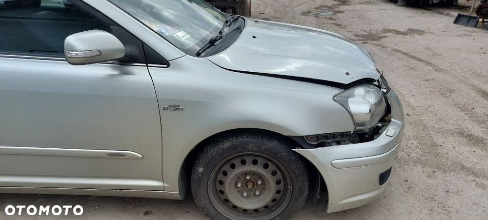 TOYOTA Avensis t25 2,2 D-CAT turbo turbosprezarka - 9