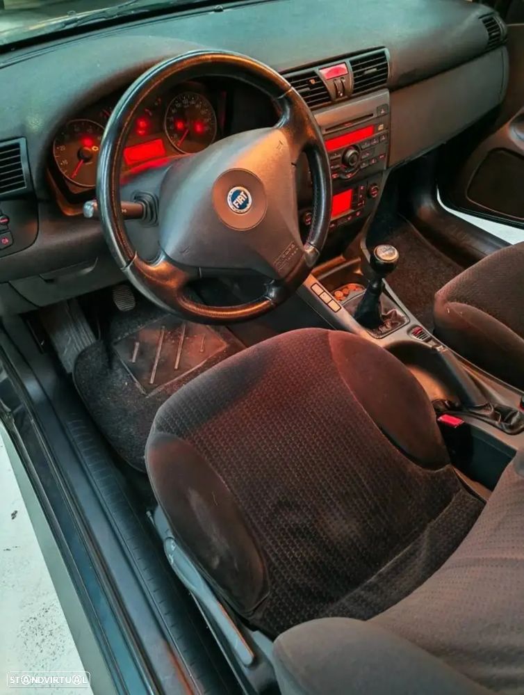 Fiat Stilo 1.6 16V Dynamic Sport - 5
