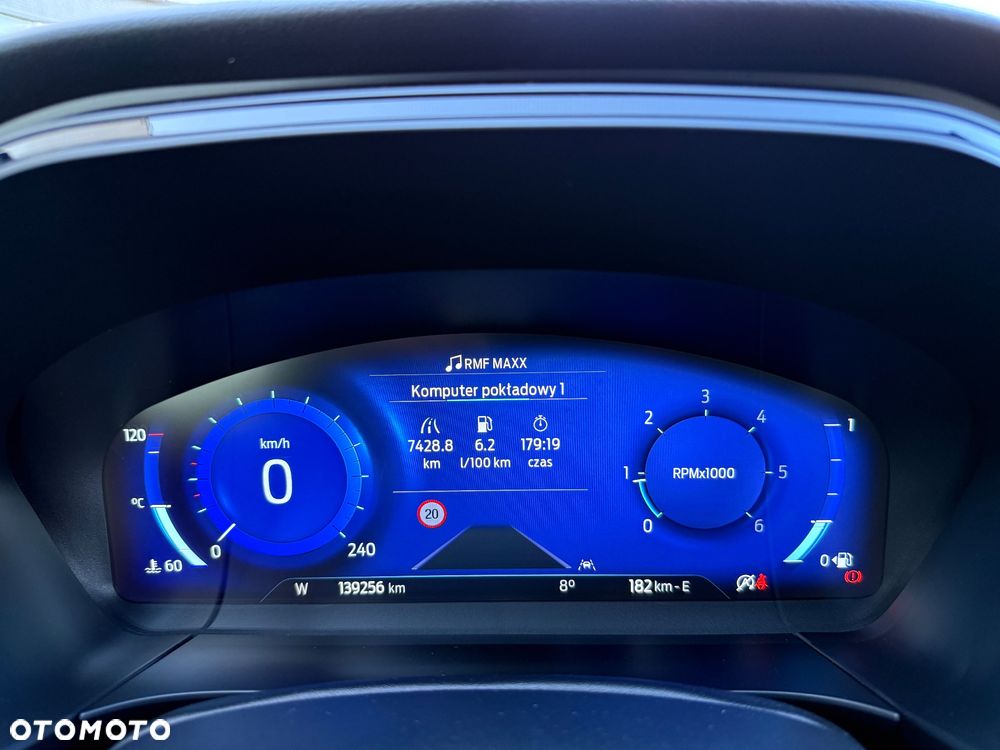 Ford Kuga 2.0 EcoBlue Hybrid ST-LINE X - 23