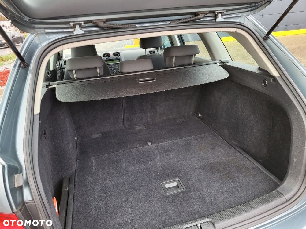 Volkswagen Golf - 12