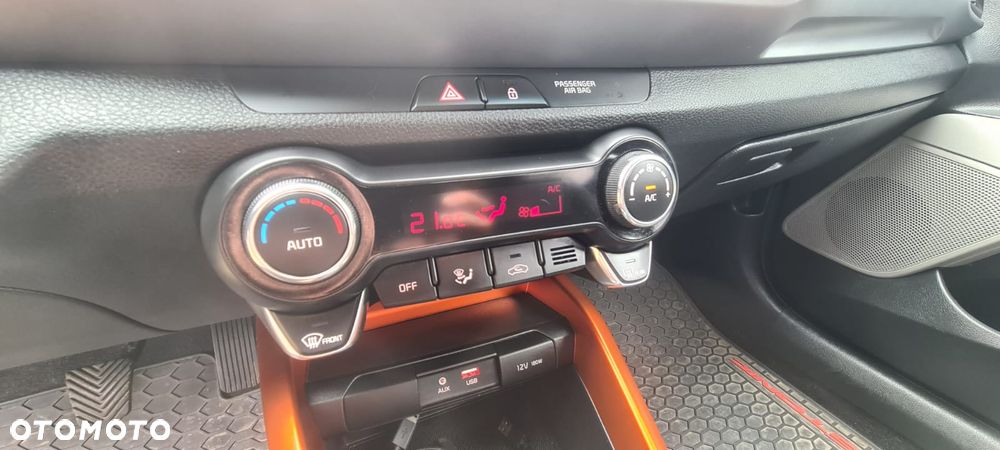 Kia Stonic 1.6 CRDi L - 7