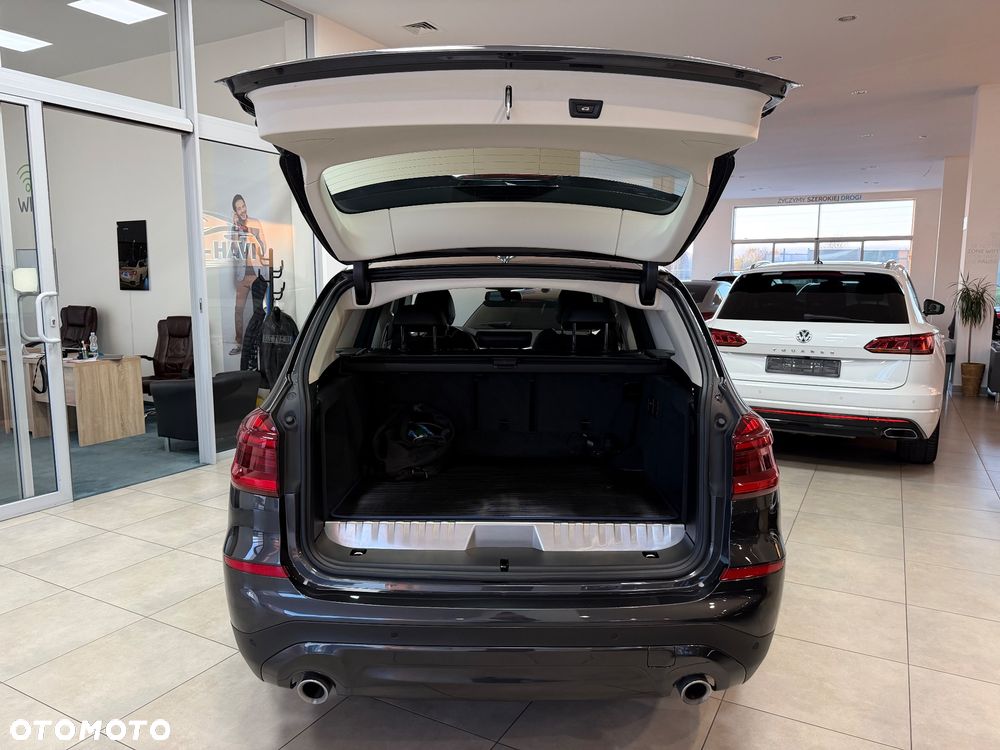 BMW X3 xDrive30e Luxury Line - 40