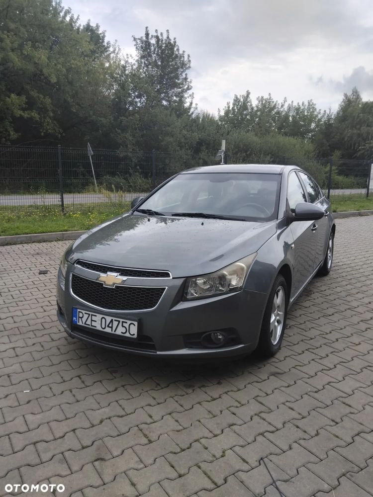 Chevrolet Cruze - 1