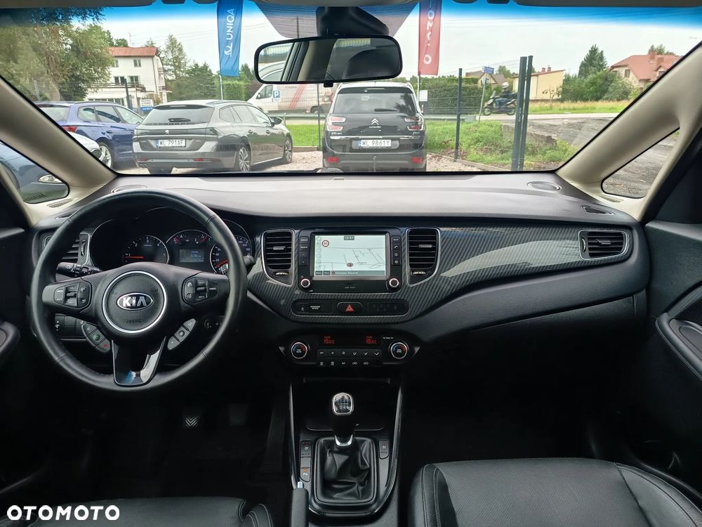 Kia Carens 1.7 CRDi 141 Dream Team Edition - 15