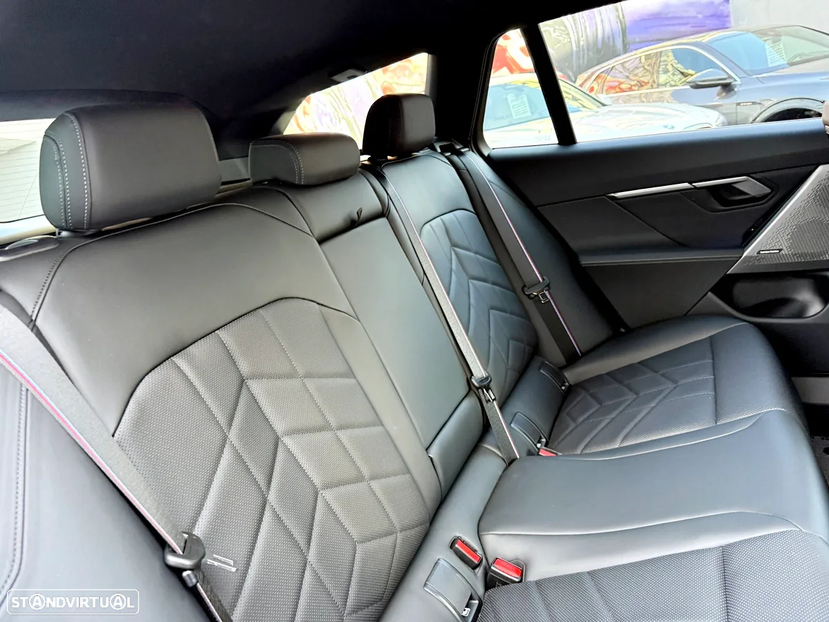 BMW 530 e Pack Desportivo M Pro - 31