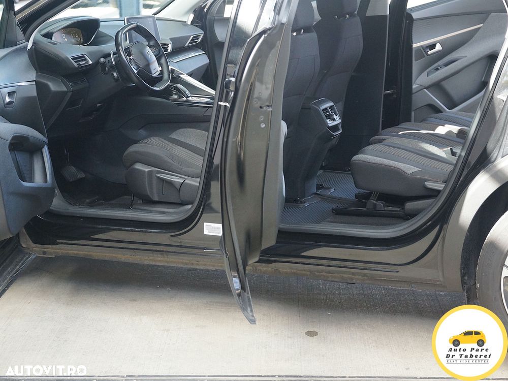 Peugeot 5008 1.6 BlueHDI EAT6 Active - 24