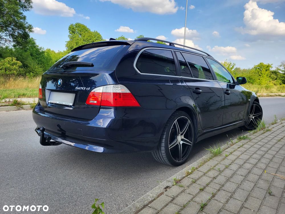 BMW Seria 5 520d - 4