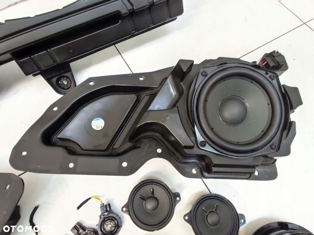 nagłośnienie subwoofer wzmacniacz olufsen zestaw głośników audi q8 e-tron - 6