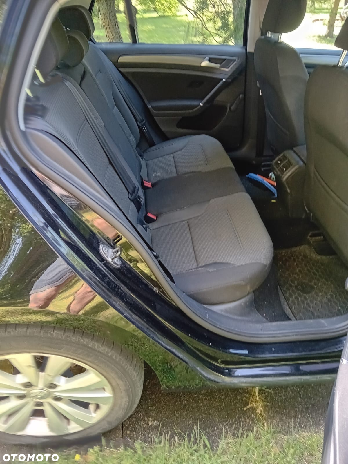 Volkswagen Golf VI 1.6 TDI 4Mot Comfortline - 8