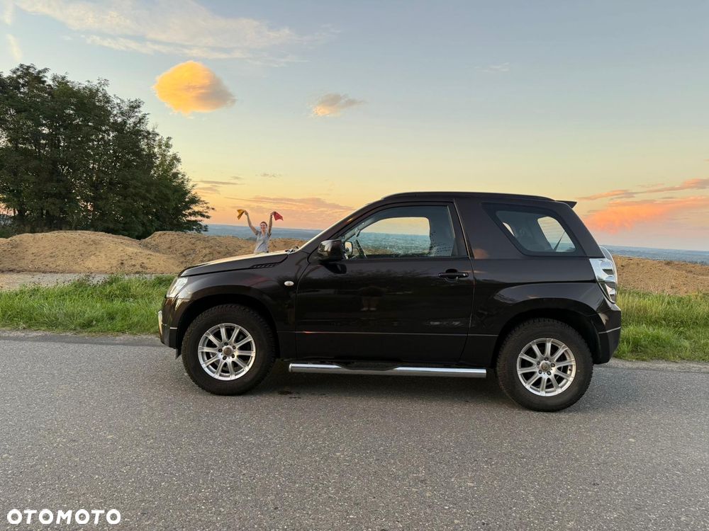 Suzuki Grand Vitara 1.6 - 3
