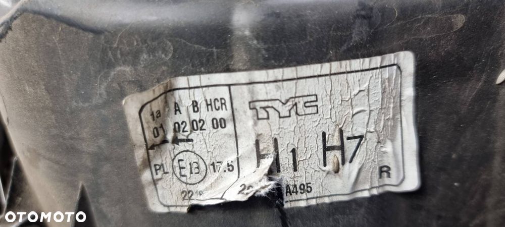 LAMPA PRAWA PRZÓD MERCEDES SPRINTER 208 - 6