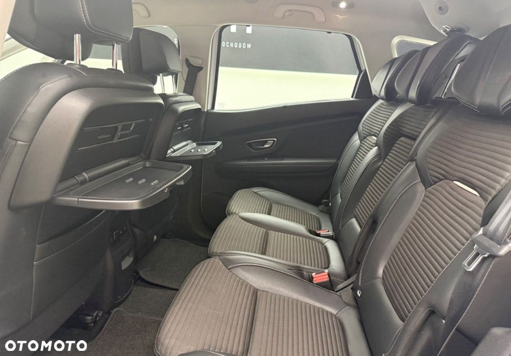 Renault Scenic - 25