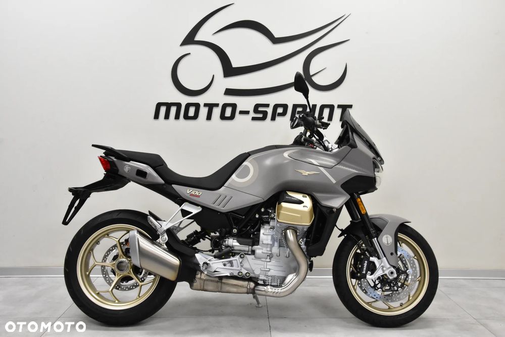 Moto Guzzi V100 Mandello - 2