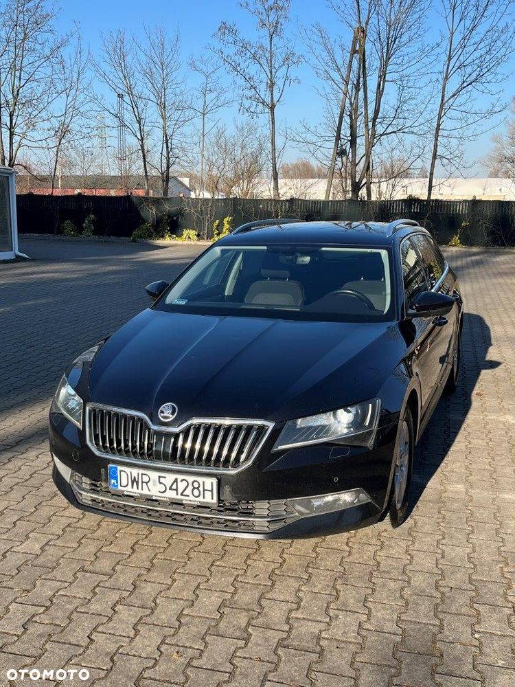 Skoda Superb 2.0 TDI Ambition DSG - 1