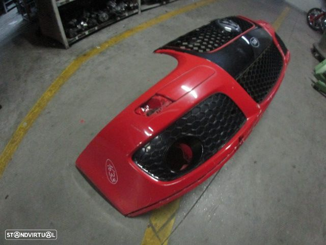 Parachoques Pc1633 VW GOLF 5 GTI 2006 2.0I TURBO 200CV 3P VERMELHO FRT Danificado - 2