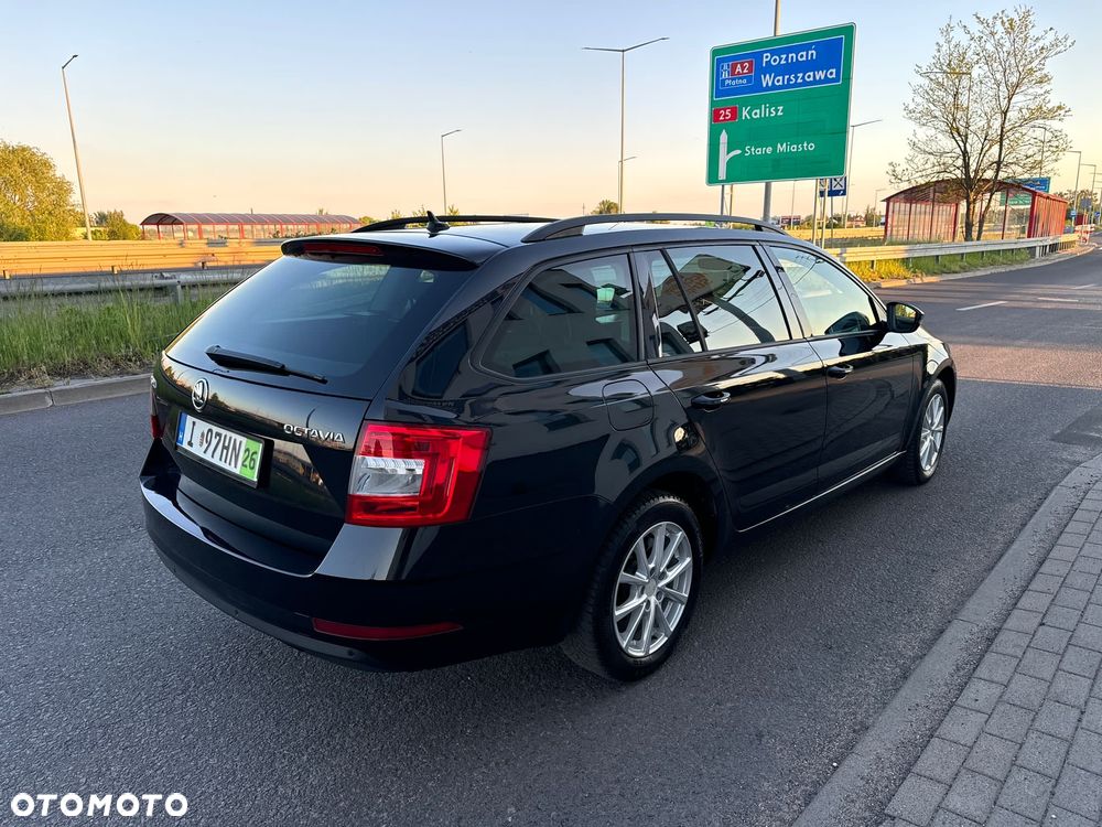 Skoda Octavia 2.0 TDI DSG Ambition - 14